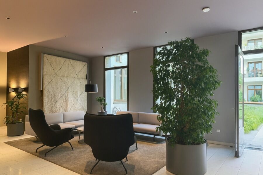 East Side Gallery: ready to move, luxury 2 room with 2 balconies for sale - Bild