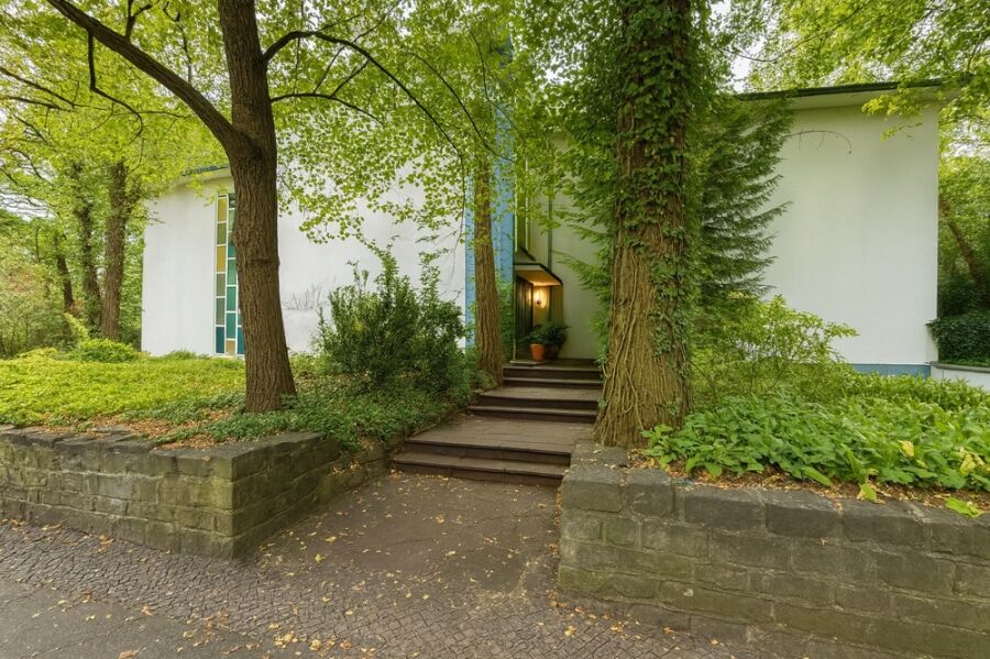 Bright studio with terrace and direct garden access in the heart of Wilmersdorf - Bild