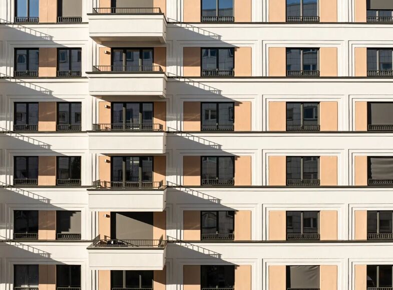 Stunning brand-new 3 bedroom apartment with 2 balconies in Friedrichshain - Bild