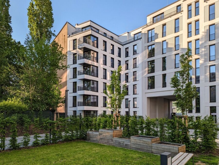 Ready to move-in: Upscale 2 bedroom apartment with Garden in Schöneberg - Bild