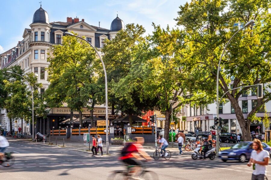 Brand-New 3-Room Luxury Apartment in Prime Kreuzberg with Terrace! Steps from Viktoriapark & Gleisdreieck - Bild