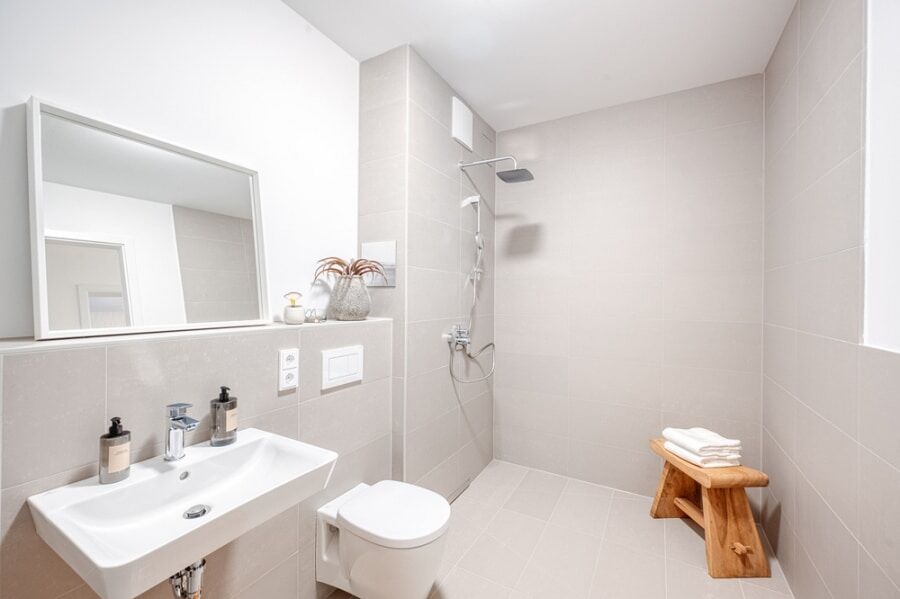 Brand-New 3-Room Luxury Apartment in Prime Kreuzberg with Terrace! Steps from Viktoriapark & Gleisdreieck - Bild