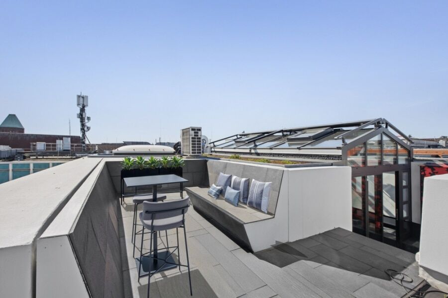 Mitte: Prestigious Penthouse on 3 floors with panoramic Terrace & wintergarden next to Alexanderplatz - Bild