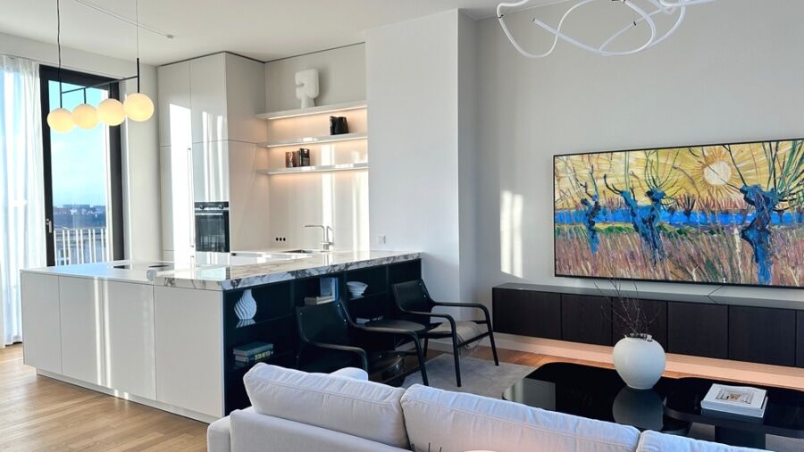 Sky-High Luxury: 3.5 Room Penthouse with Panoramic Terrace by KaDeWe - Cover photo