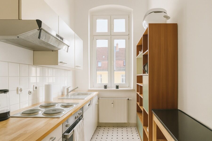 Humannplatz: Rented 2-Room Apartment with Balcony for Investment in Prenzlauer Berg - Bild
