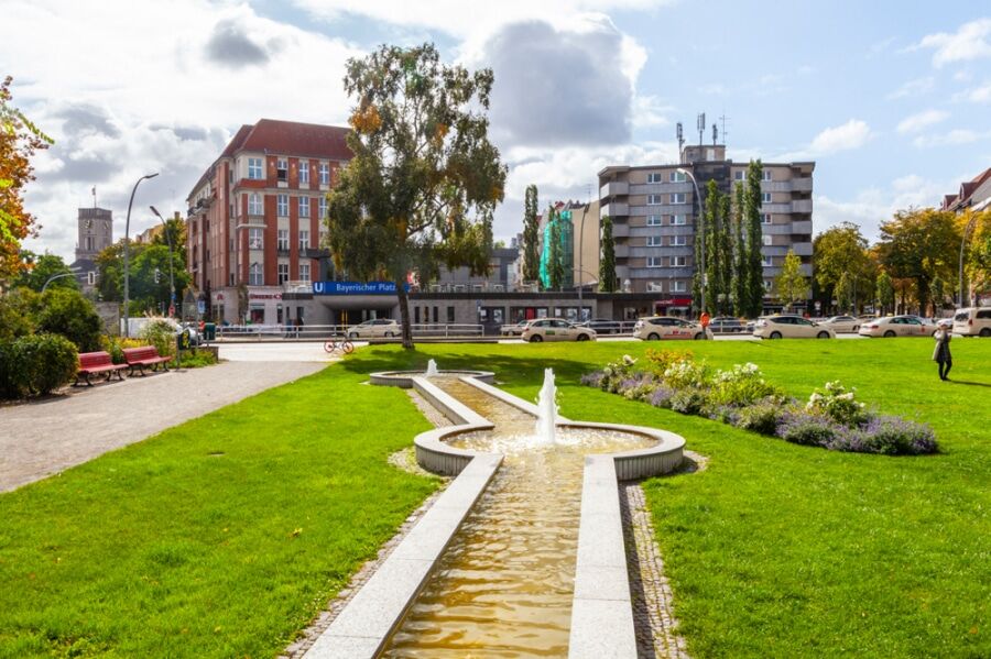City Comfort: Unique 2-Room Home with Balcony between Ku’damm & Potsdamer Platz - Bild